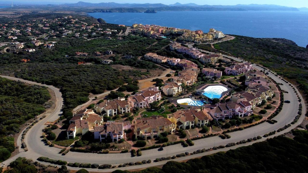 Hotiday Village ستينتينو المظهر الخارجي الصورة