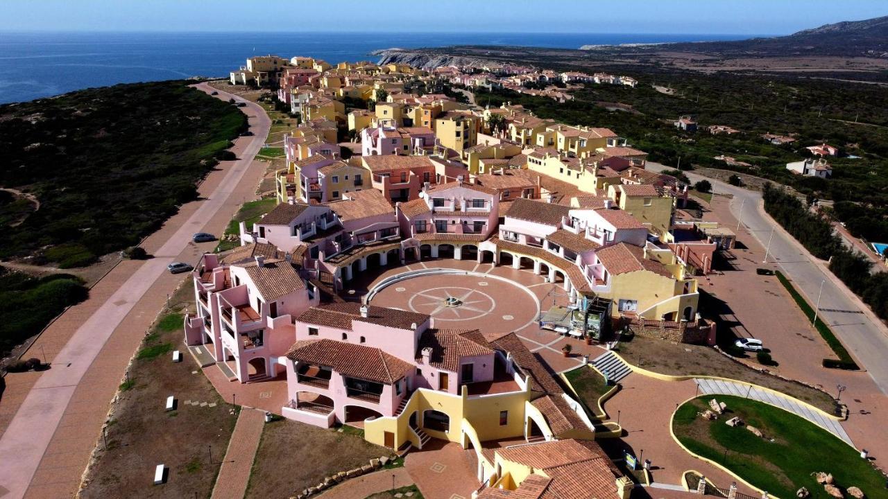 Hotiday Village ستينتينو المظهر الخارجي الصورة
